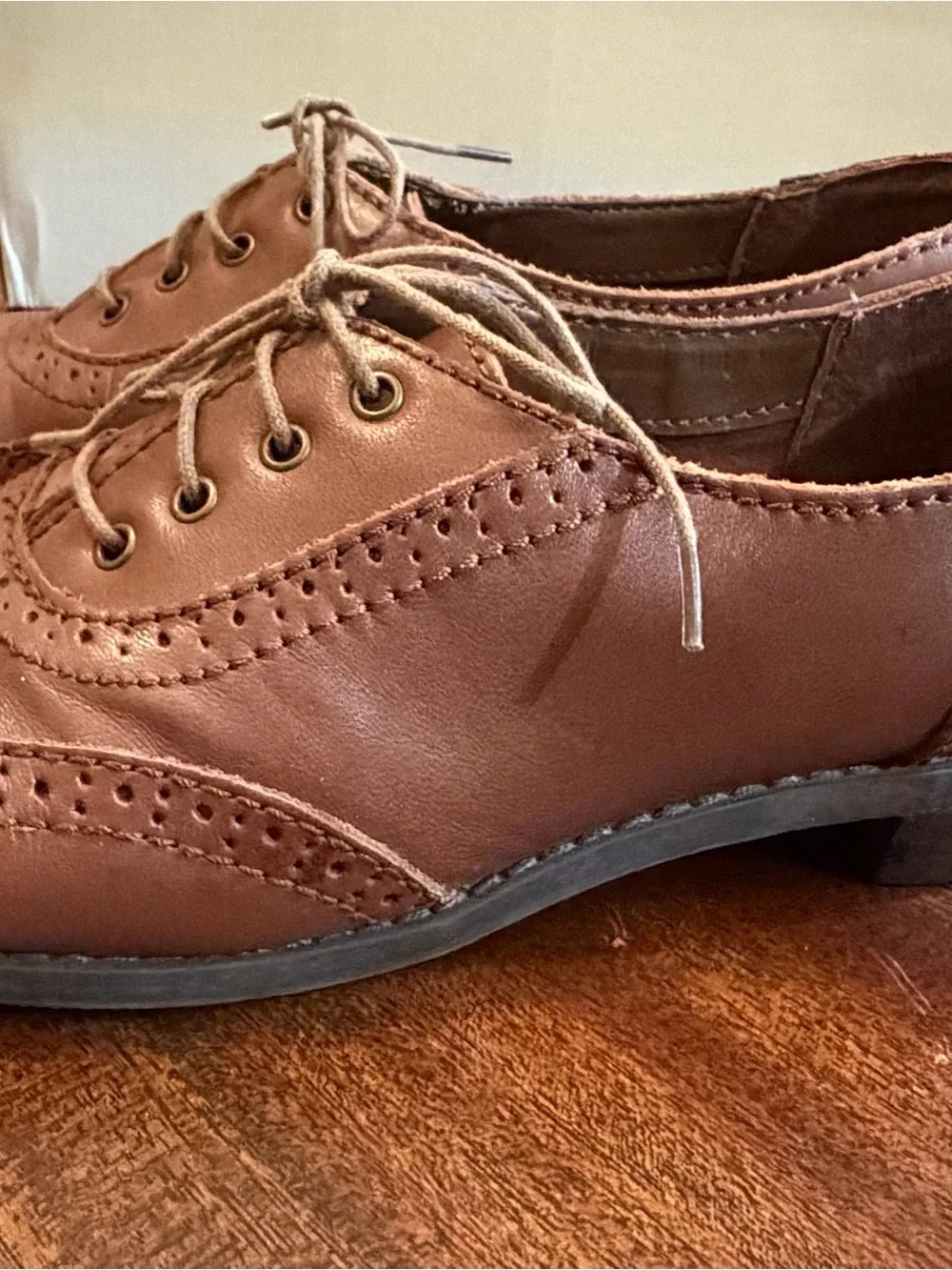 G.H. Bass Leather Wingtip Oxfords Vintage Brown Brogue Lace Up Shoes Women's 8.5